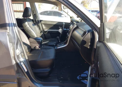 2008 Suzuki Grand Vitara Luxury z USA, uszkodzony, nr VIN JS3TD947584100985